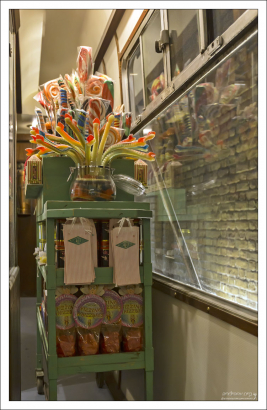 Тележка со сладостями из Хогвартс-экспресса.