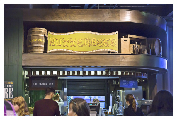 Киоск по продаже сливочного пива.