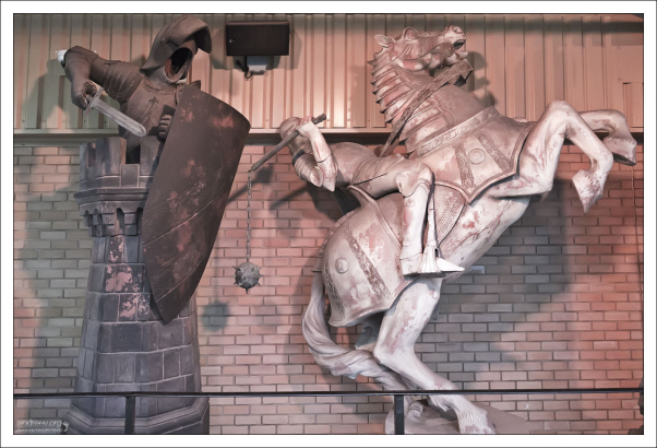 Волшебные шахматы стали одним из испытаний, придуманных защитниками Философского камня, а именно Минервой Макгонагалл, для того чтобы злоумышленник не добрался до артефакта.