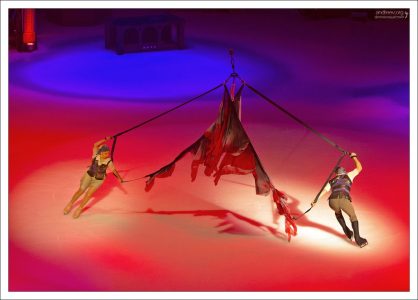 Воздушные гимнасты из шайки Разбойников.