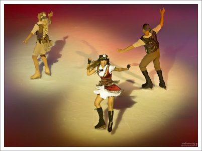 Маргарита Дробязко в роли Атаманши разбойничьей шайки.