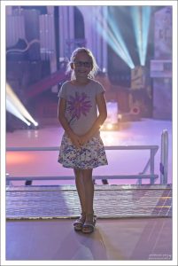 Саша после просмотра шоу "Бременские музыканты" в Сочи.