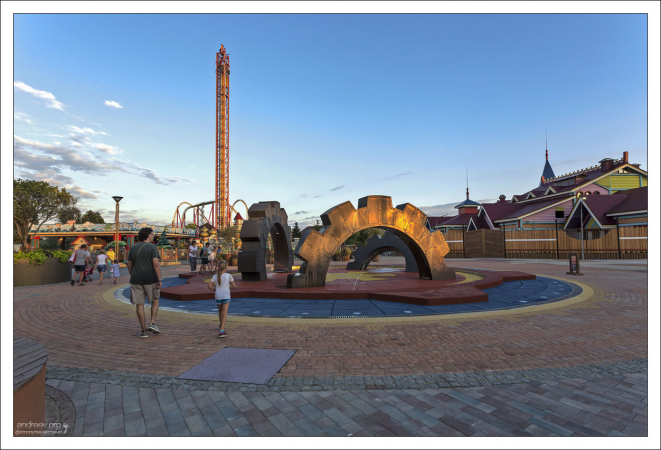 Зона Науки и Фантастики в Сочи-парке.