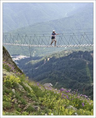 Кавказский хребет и Альпийские луга.