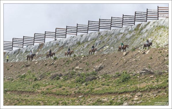 Прогулка на лошадях по горному хребту Аибга.