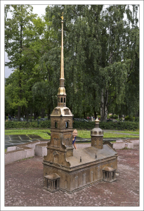 Петербург в миниатюре в Александровском парке.