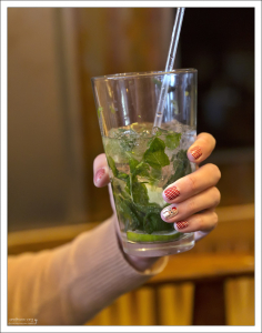 Вечерний мохито после катания.