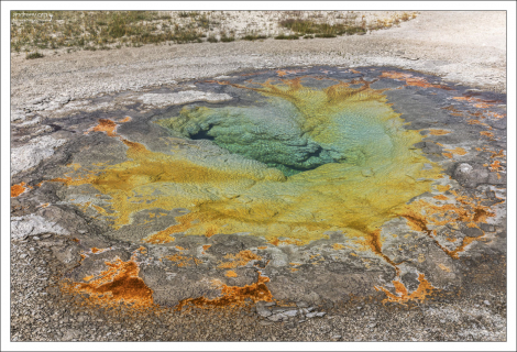 Богатый красками Big Anemone Geyser - Гейзер Большая Анемона.