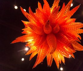 Orange Hornet Chandelier – Люстра Оранжевый шершень.