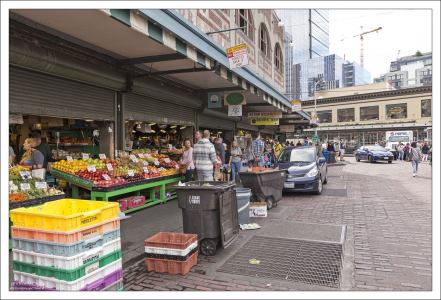 Пайк-плейс-маркет — рынок морепродуктов, сельхозпродукции мелких фермеров и ремесленников.
