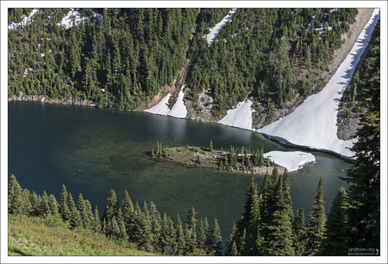 Островок в озере Ann lake выглядит совсем не так, как сверху.