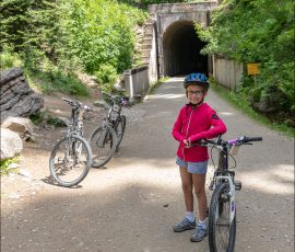 На выезде из туннеля St.Paul, он же - Taft tunnel,
протяженностью 2675 метров (без света).