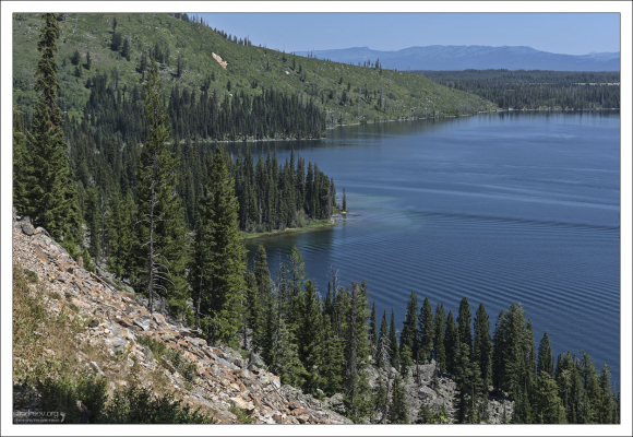 Западный берег озера Дженни.