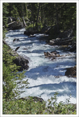 Бурный Каскадный ручей.