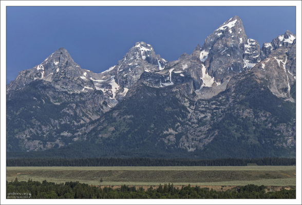 Будучи самым молодым хребтом Скалистых гор, Титон начал формироваться всего 6-9 млн лет назад.