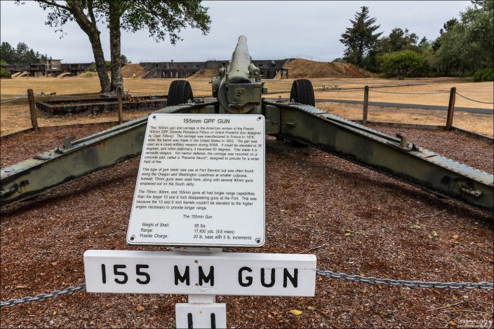 Форт-Стивенс — американский военный объект, охранявший устье реки Колумбия в штате Орегон.
Построенный незадолго до окончания Гражданской войны в США,
он был назван в честь убитого генерала времен Гражданской войны
и бывшего губернатора Вашингтонской территории Исаака И. Стивенса.
Форт был действующей военной резервацией с 1863 по 1947 год.
Сейчас он внесен в Национальный реестр исторических мест.