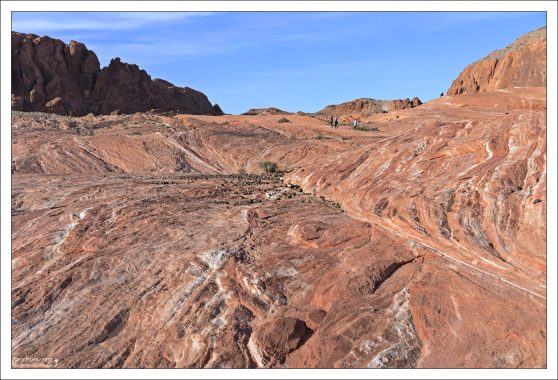 Fire Wave выглядит как реальная топографическая карта.