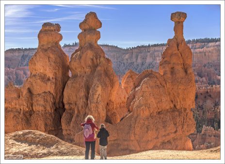 Брайс отличается геологическими структурами, называемыми худу, образованными в результате выветривания и эрозии.