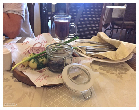 В ресторане русской кухни "Дом Берга" в Новгороде.