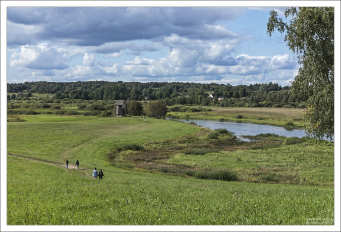 Ветряная мельница на берегу реки Сороть.
Михайловское.