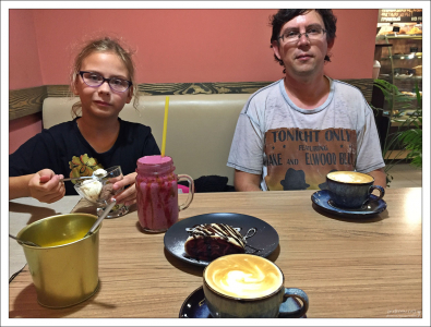 Отличный правильный кофе и десерты в кофейне "Bliss".