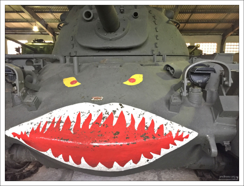 Средний танк “Patton III” M48A3. Долгое время был основным танком США. Создан в противовес советским танкам T-54 и T-55.