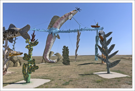 Скульптурная группа из металлолома Fisherman's Dream - Мечта рыбака.