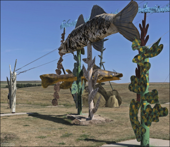 Штат Северная Дакота выделил 75 000 долларов на поддержание скульптур.