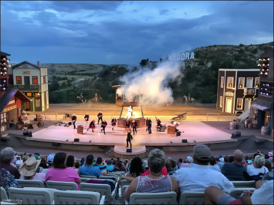 Кантри/вестерн/мюзикл в Медоре, Северная Дакота.