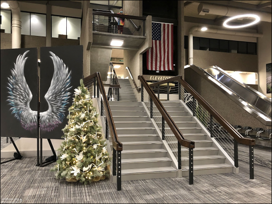 Всего через аэропорт в Grand Junction проходит около 220 тысяч пассажиров в год.