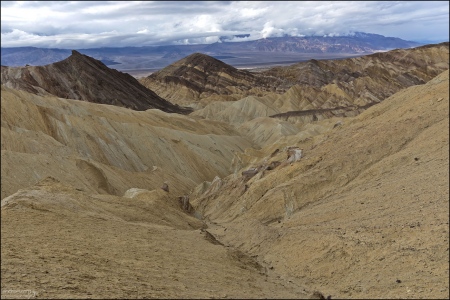 Сложность тропы оценивается как умеренная. Подходит для большинства туристов, включая начинающих, но может быть опасной в летнюю жару.