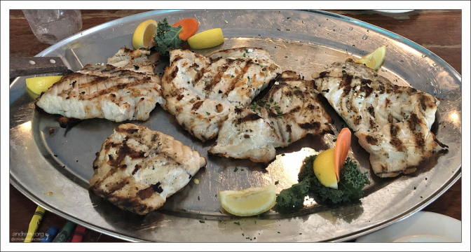 Мясо луциана белое, нежное и сочное, подходит для жарки, запекания, гриля и севиче. Во многих флоридских ресторанах можно прийти со своим уловом, который вам приготовят за небольшую денежку.