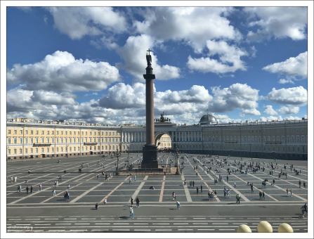 Александровская колонна (Александрийский столп, по стихотворению А. С. Пушкина «Памятник») — памятник победы русского народа в Отечественной войне 1812 года на Дворцовой площади Санкт-Петербурга. Названа в честь императора Александра I.