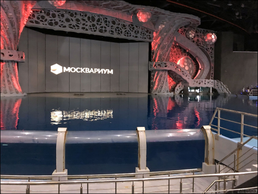 Москвариум - действующий океанариум, построенный в Москве на территории ВДНХ и расположенный у павильона «Космос».