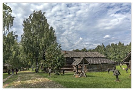 В музее-заповеднике Костромская слобода.
