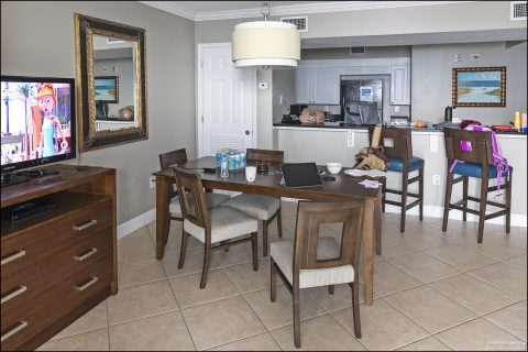 Удобная квартира в комплексе Club Wyndham Panama City Beach во Флориде, с собственным выходом на пляж.