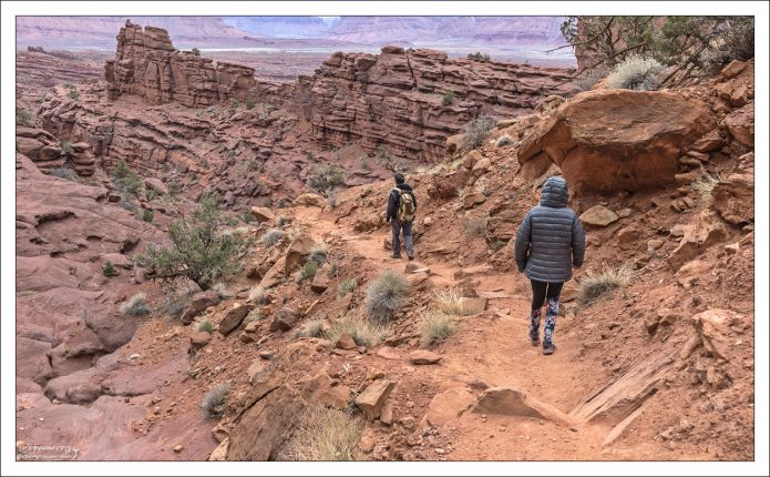 На выходе из живописного каньона.