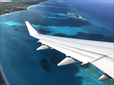 Самолет из Форт-Лодердейла (Флорида) до Джорджтауна (Great Exuma Island, Багамы). Время полета: 50 минут.