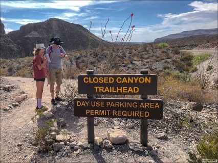 Начало тропы к каньону Closed Canyon в Big Bend Ranch State Park.