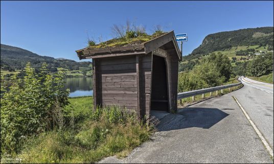 Автобусная остановка по-норвежски.
