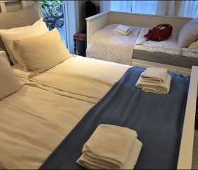 Семейный номер с отдельным входом.