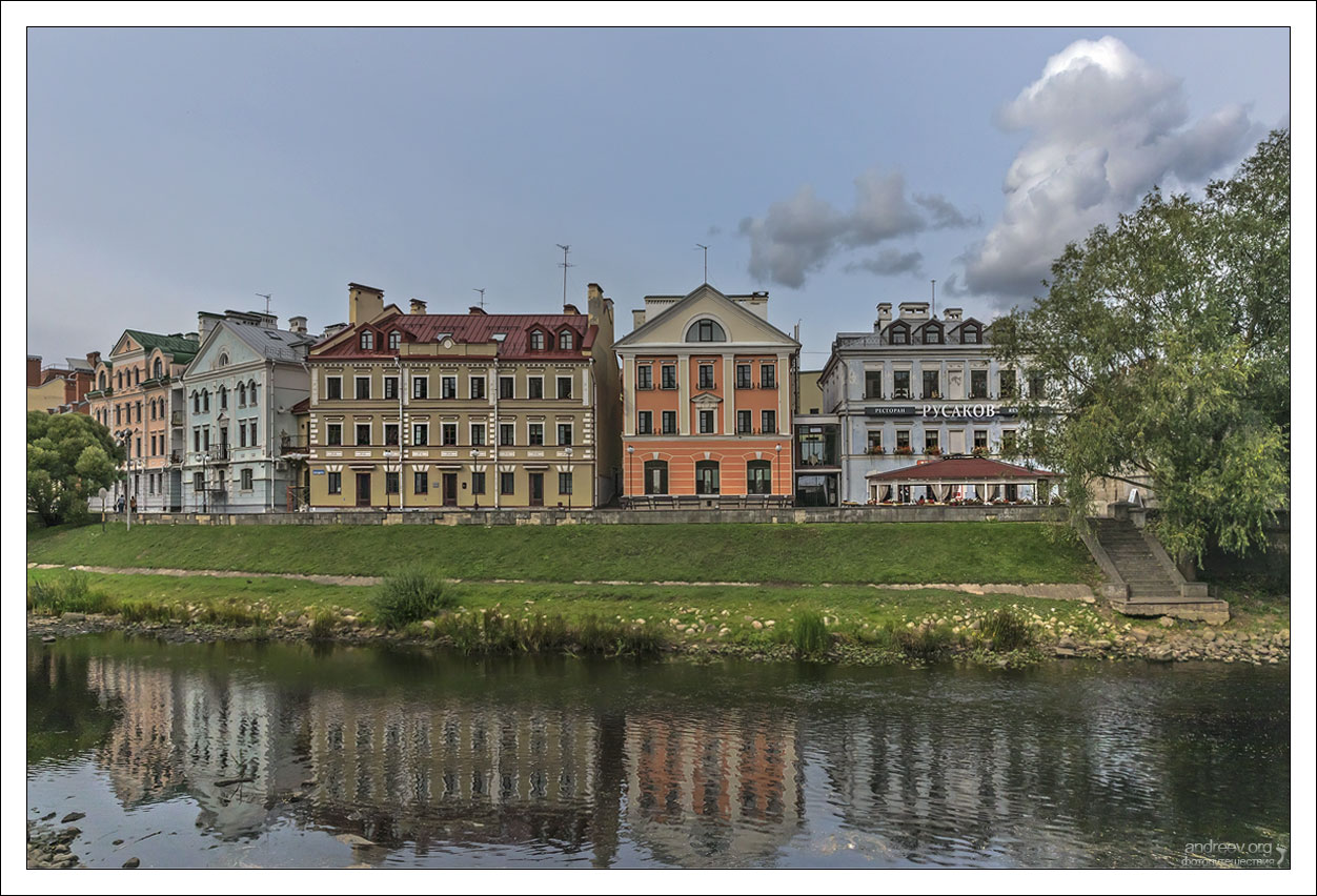 Из Питера в Москву, через Псков, Смоленск, и Вязьму. Авто -, гастро ...