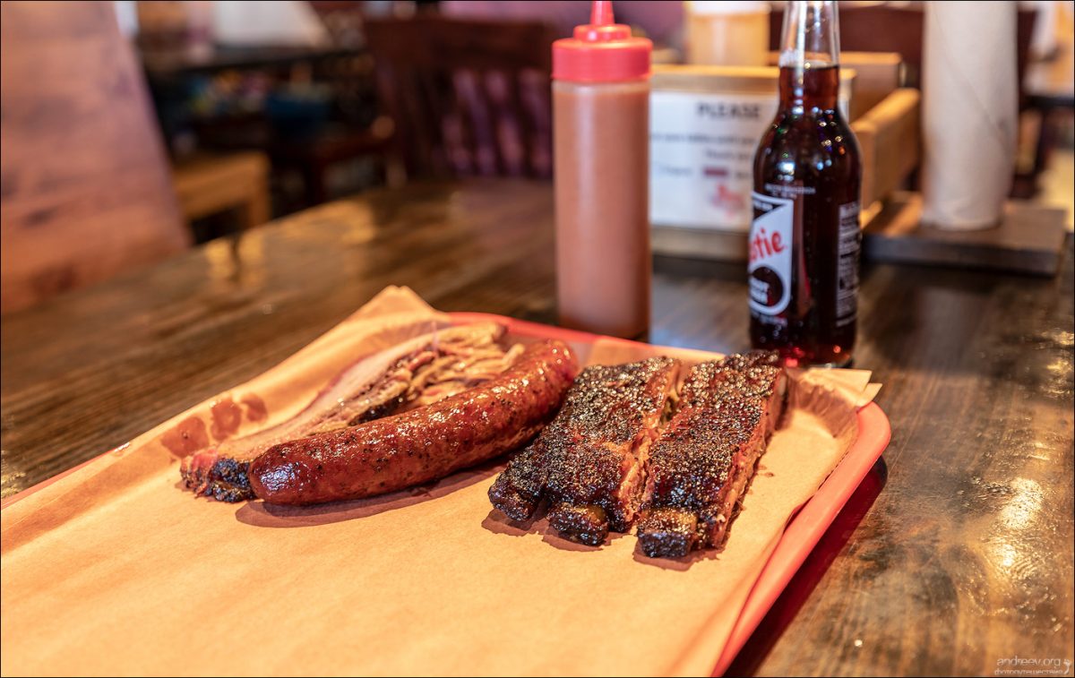 Мясо Техаса: где поесть лучшее барбекю (Февраль 2026)