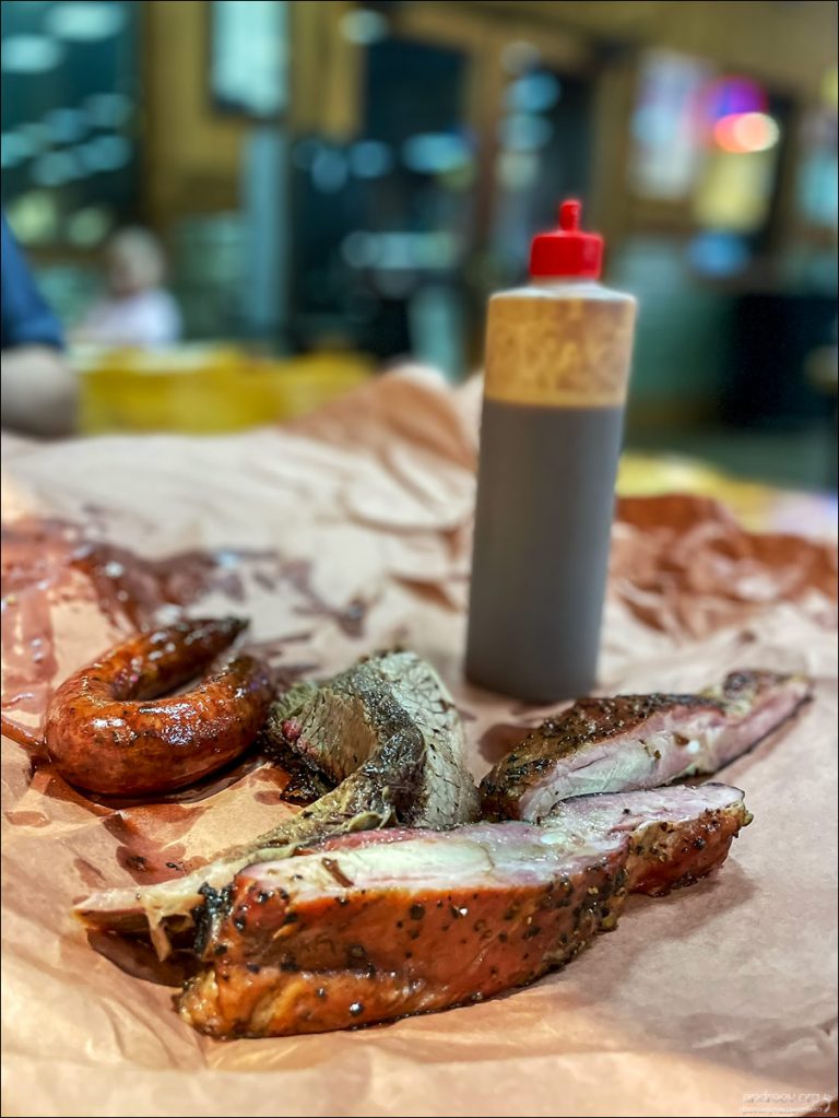 Мясо Техаса: где поесть лучшее барбекю (Февраль 2026)