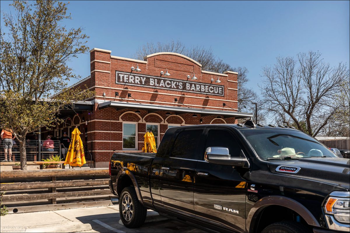 Мясо Техаса: где поесть лучшее барбекю (Февраль 2026)